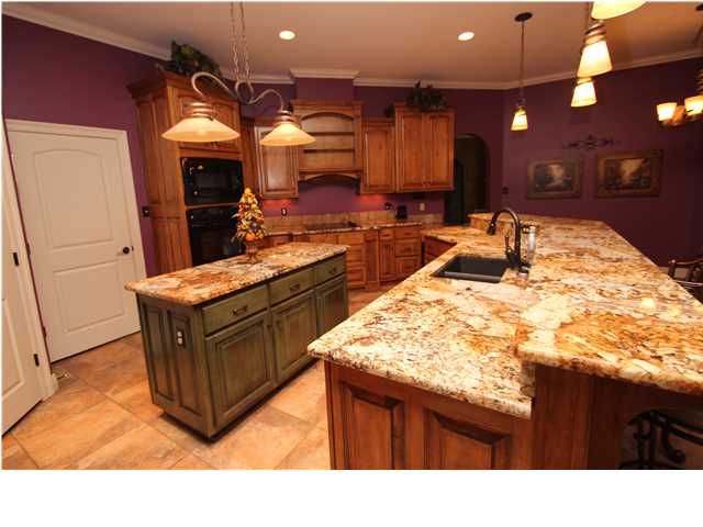 4066 Mcfarland Rd, Mobile, AL 36695