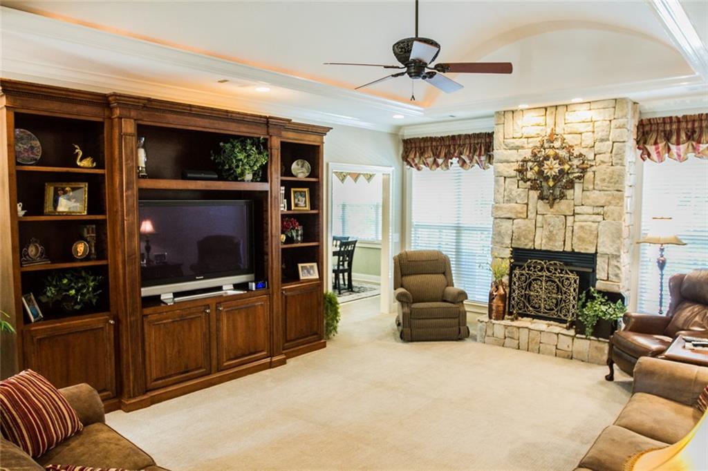306 LANCELOT LANE, Opelika, AL 36801