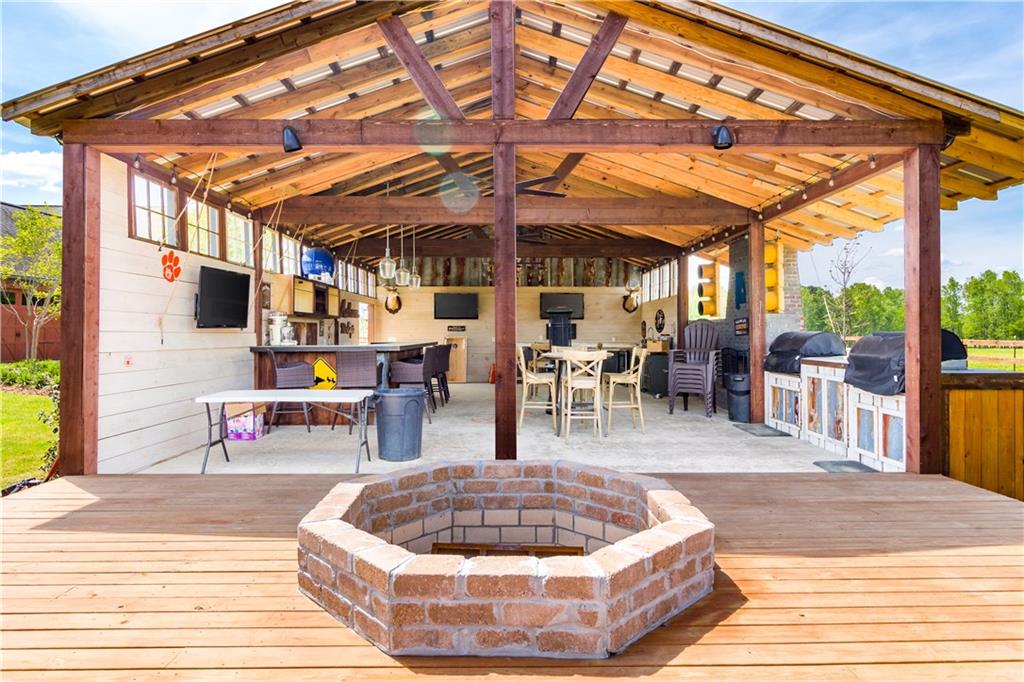 1115 LEE ROAD 57, Auburn, AL 36832