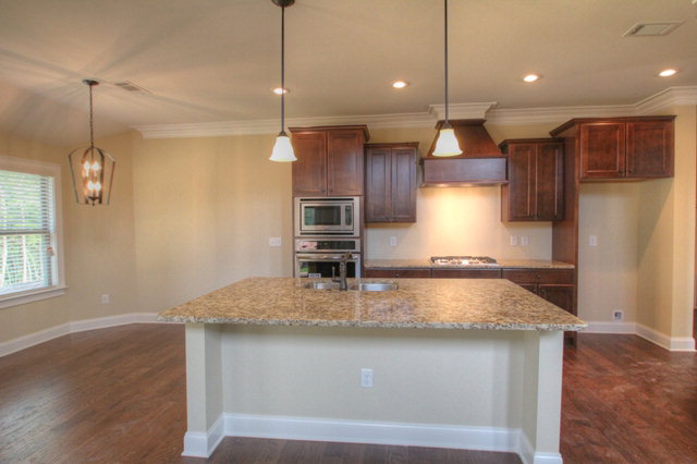 960 FALCONER DRIVE, Auburn, AL 36832