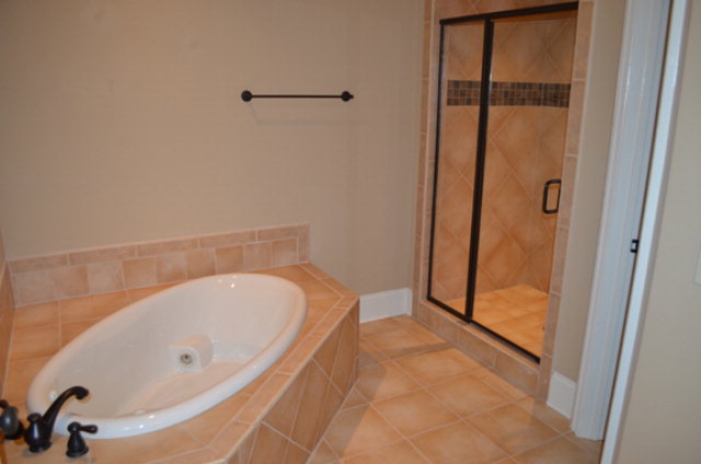 696 W MAGNOLIA AVENUE, Auburn, AL 36832