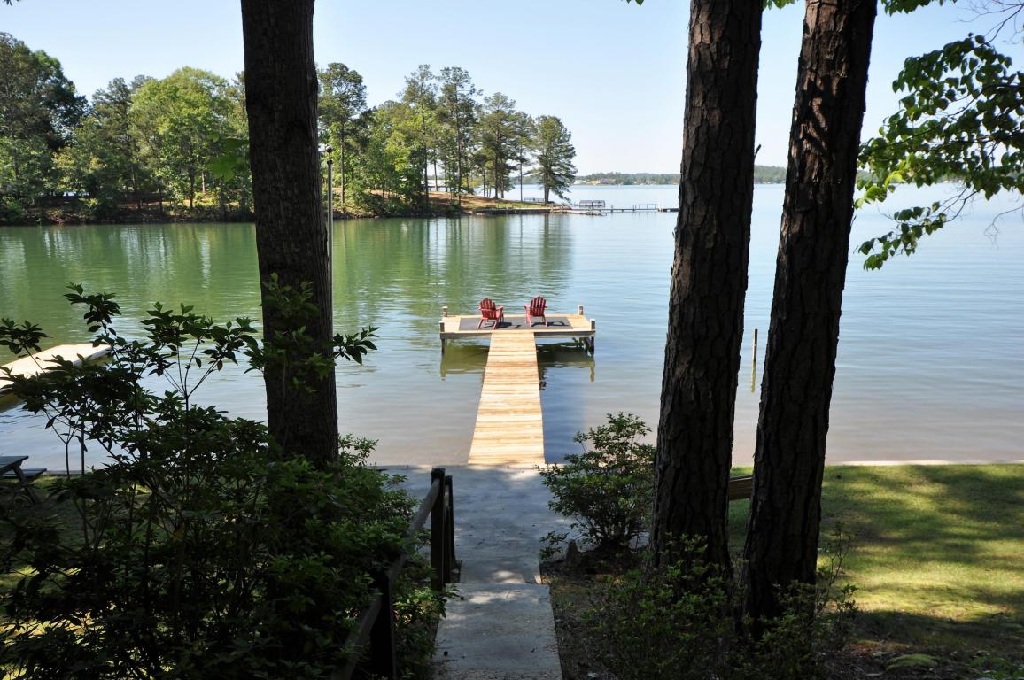 994 Arrowhead Rd, Dadeville, AL 36853