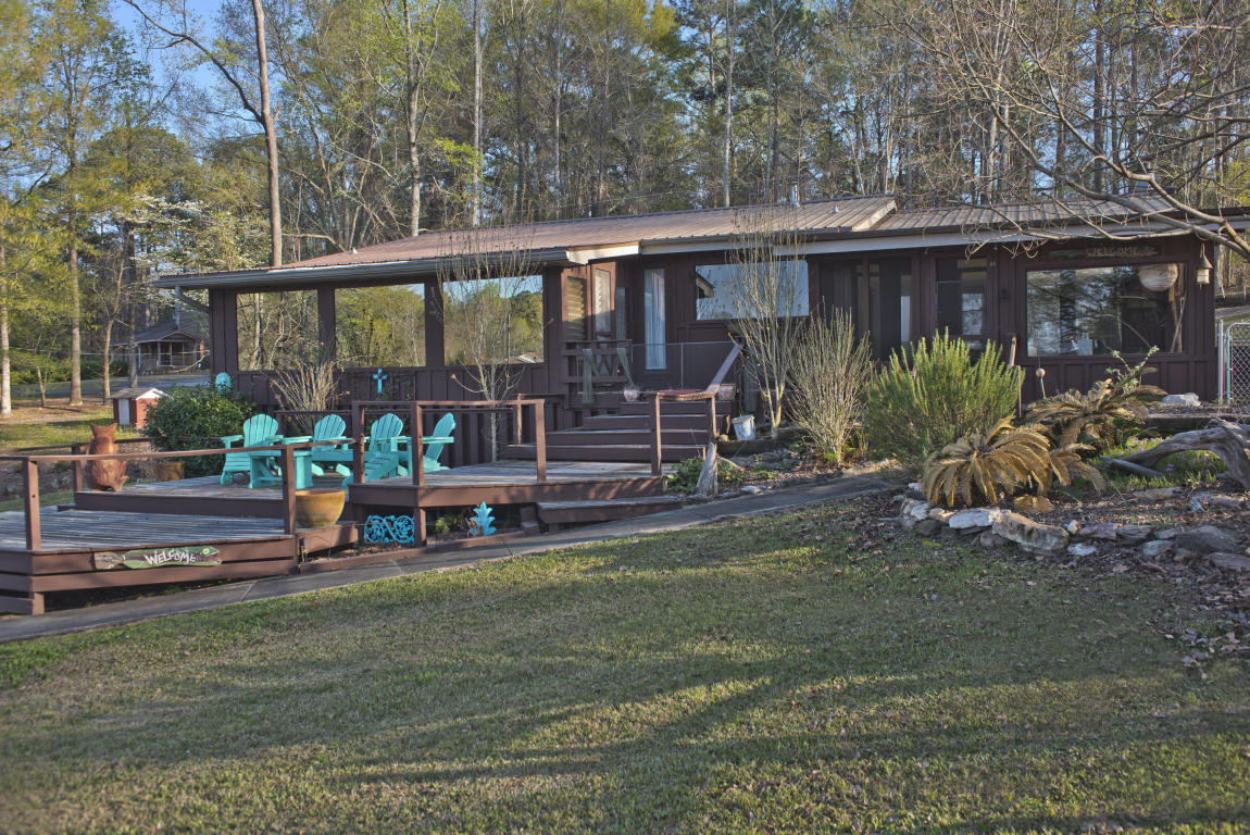 264 Tiger Ln, Dadeville, AL 36853