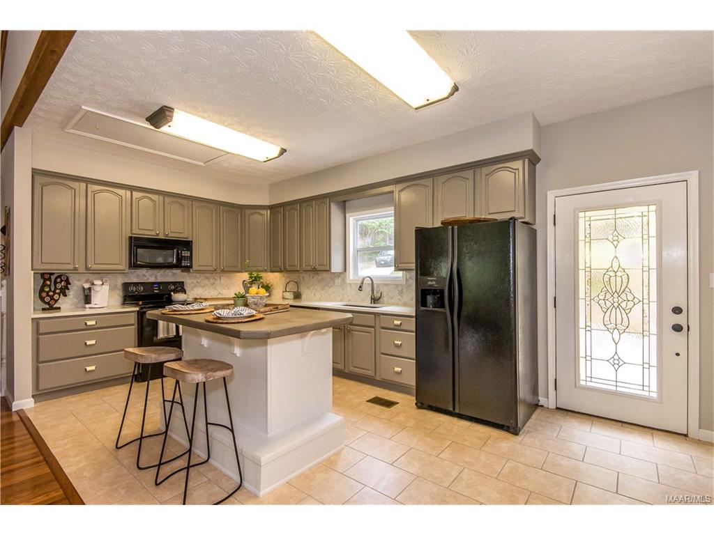 201 Pine Tree Circle, Dadeville, AL 36853