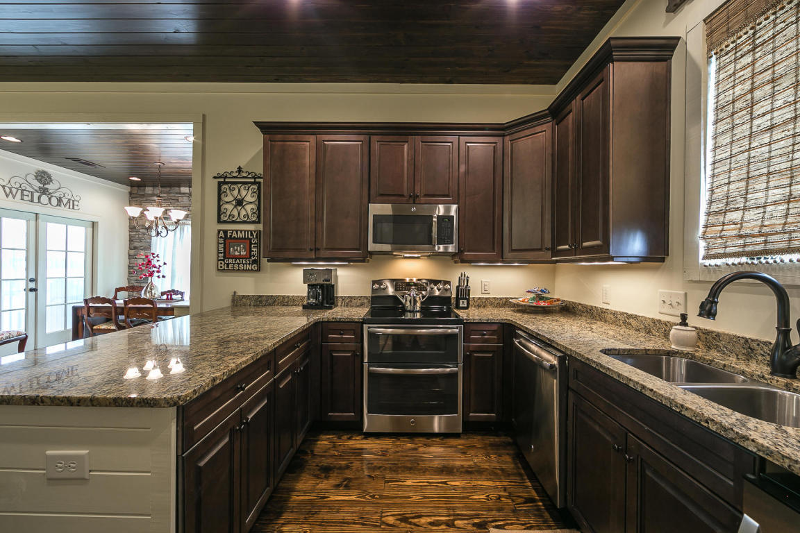 328 Village Loop, Dadeville, AL 36853