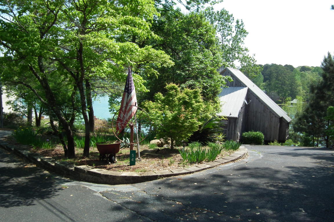 54 Pointwood Place, Dadeville, AL 36853
