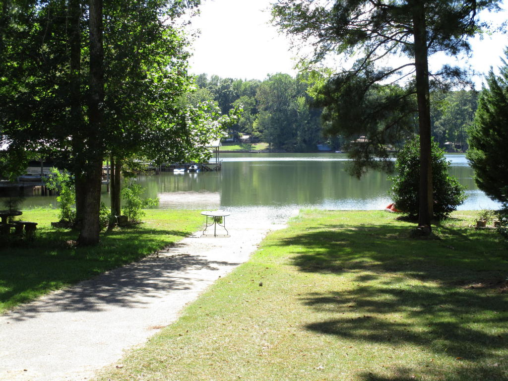 2025 MOONBRANCH Dr, Dadeville, AL 36853