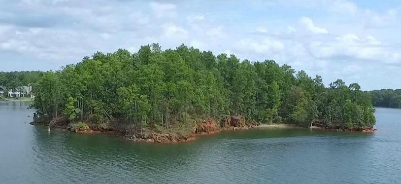 280 Peninsula Point , Dadeville, AL 36853