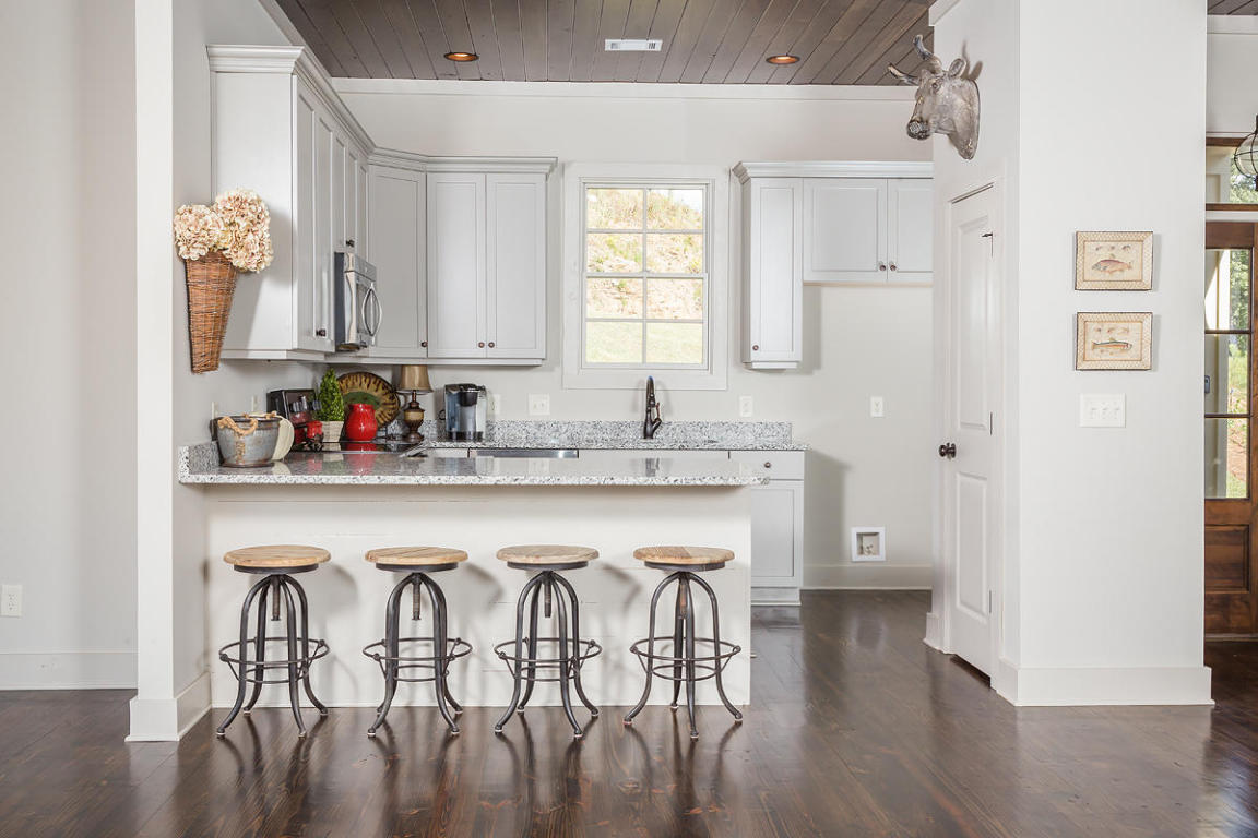 342 Village Loop , Dadeville, AL 36853