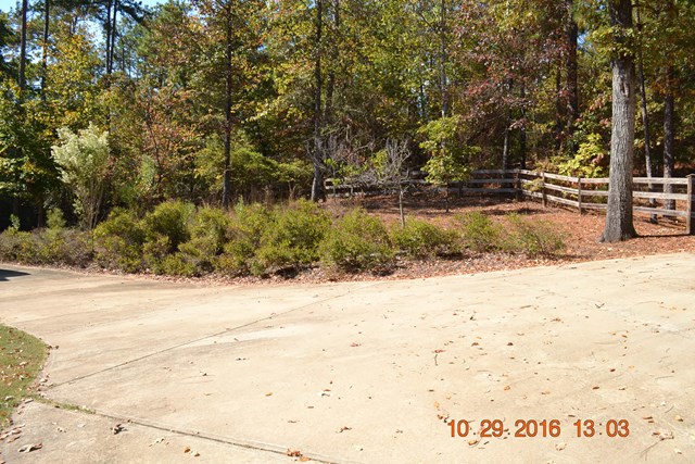 56 Stonehouse Rd, Dadeville, AL 36853