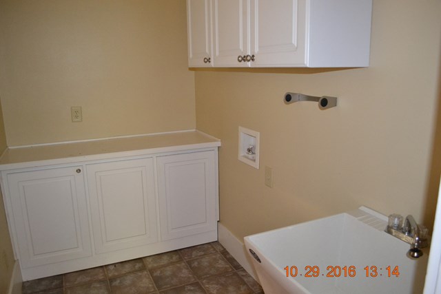 56 Stonehouse Rd, Dadeville, AL 36853
