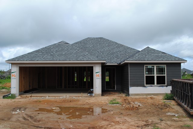 2 Wheatland Ct, Fort Mitchell, AL 36856
