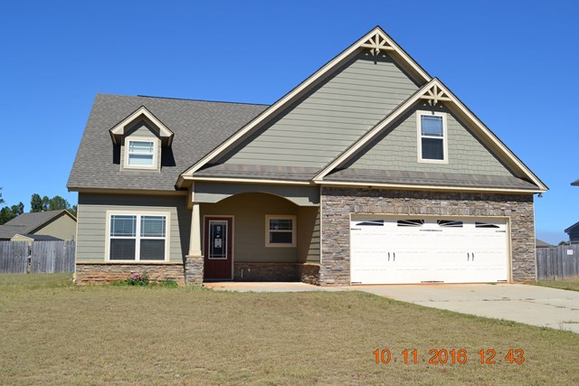 7 Winter Hawk Dr, Fort Mitchell, AL 36856