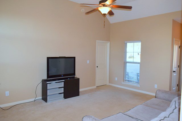 264 OWENS RD, Fort Mitchell, AL 36856