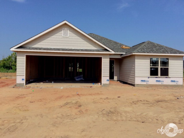 6 Wheatland Ct, Fort Mitchell, AL 36856