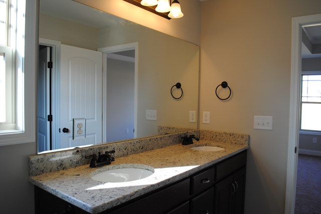 6 Wheatland Ct, Fort Mitchell, AL 36856