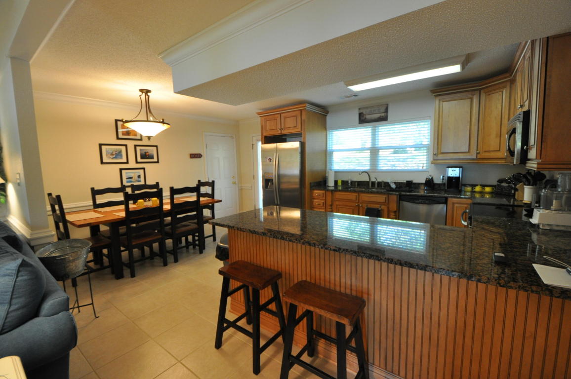 1080 Lakeshore Drive, Jacksons Gap, AL 36861