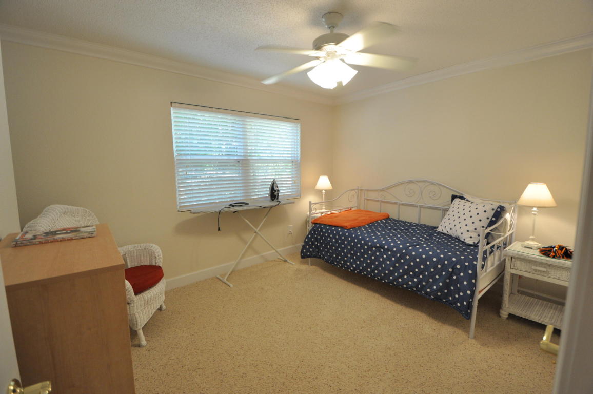 1080 Lakeshore Drive, Jacksons Gap, AL 36861