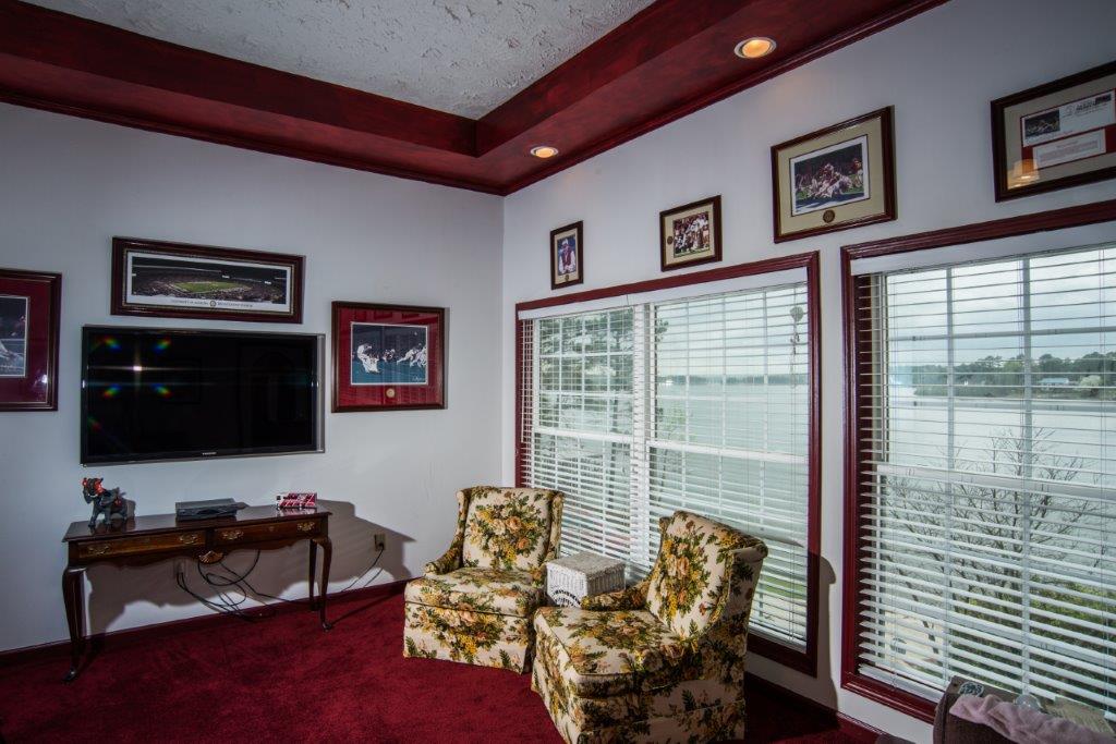 718 Bay Pine Point, Jacksons Gao, AL 36861