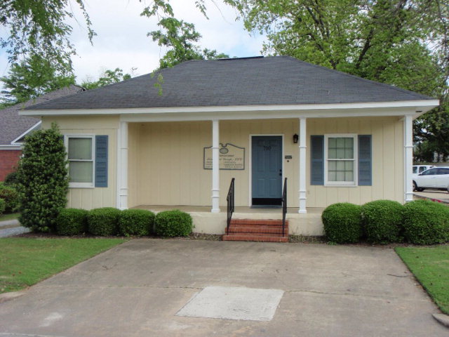 710 12TH ST, Phenix City, AL 36867