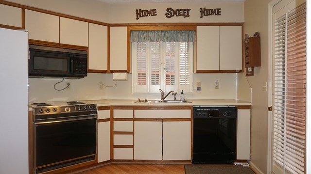 2209 DOBBS DR, Phenix City, AL 36867