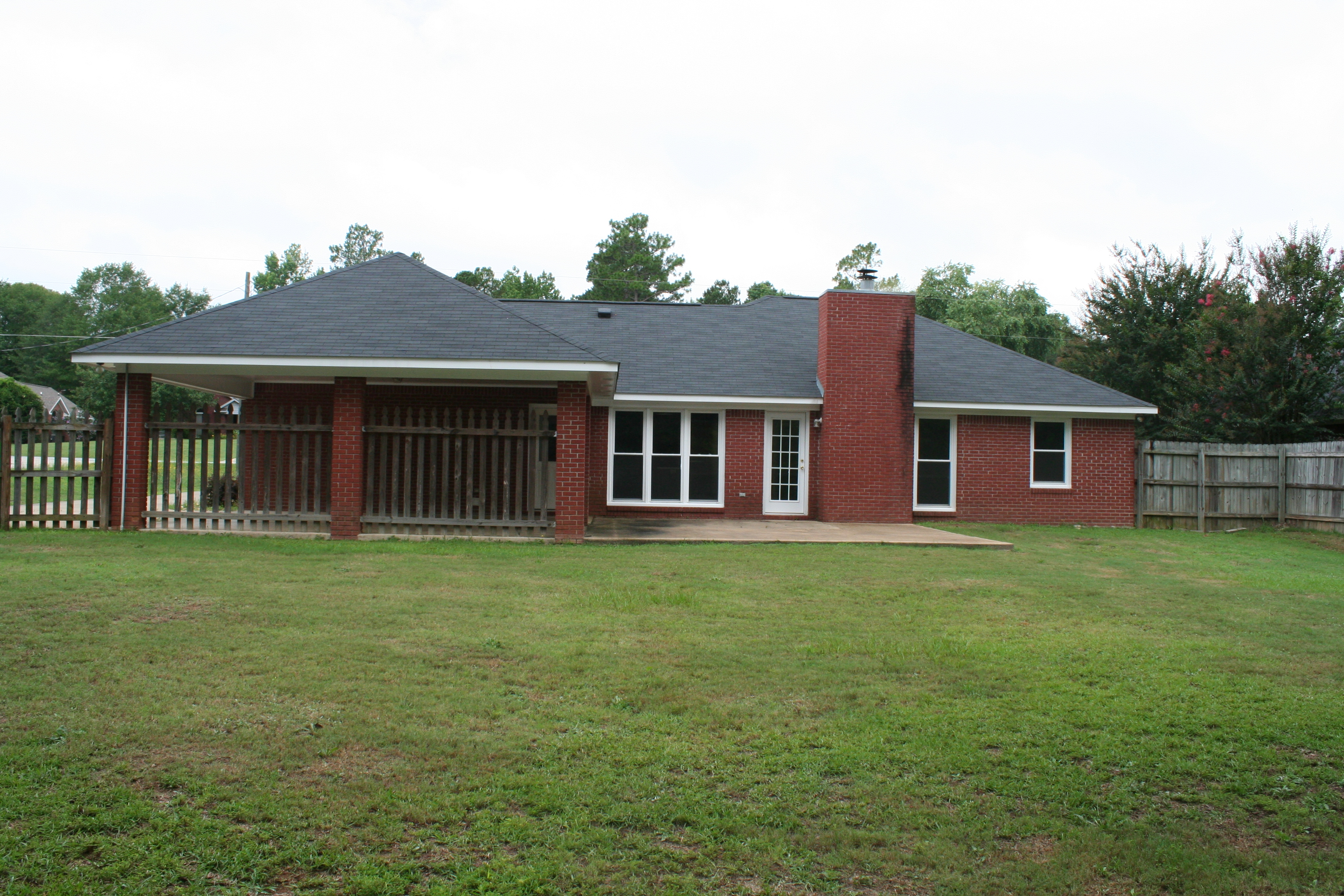 47 Lee Road 554Phenix City, AL, 36867Lee County