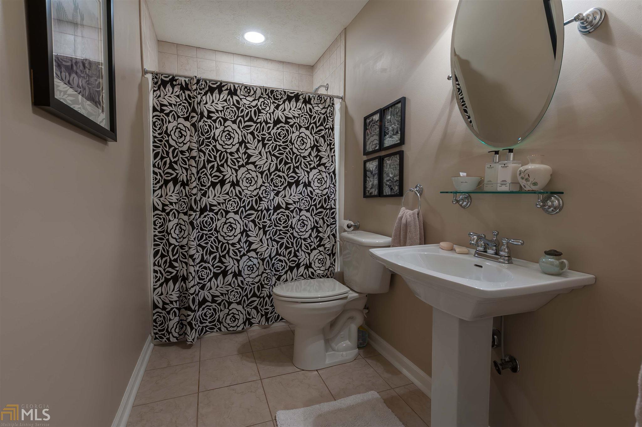 15 Carroll Ct, Phenix City, AL 36869