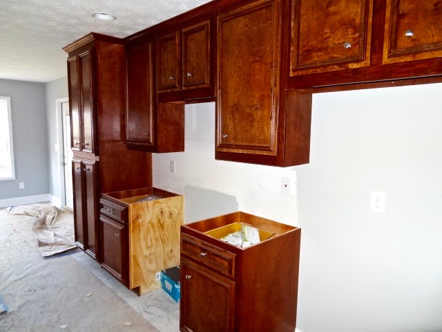 383 Clark Road, Seale, AL 36875