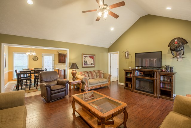 215 Lee Rd 580, Smiths Station, AL 36877