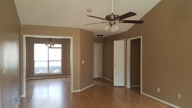 68 Lee Rd 962, Smiths Station, AL 36877