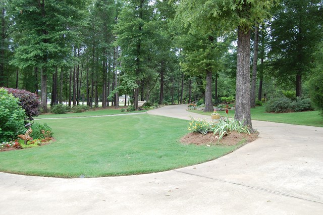 3400 Lee Rd 379, Smiths Station, AL 36877