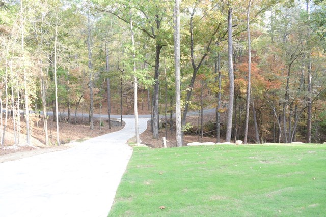 424 Lee Rd 2204, Smiths Station, AL 36877