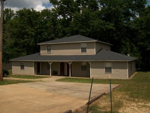 2045 Lee Rd 235, Smiths Station, AL 36877