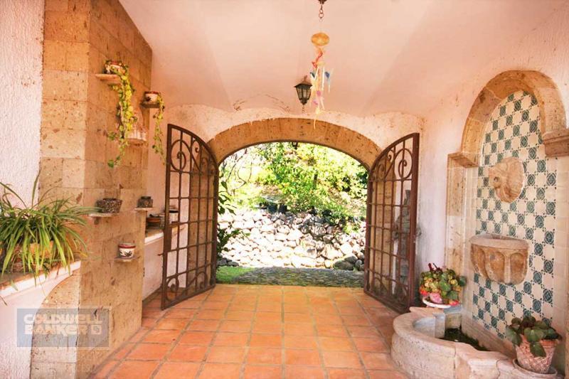 cerrada del arroyo, Chapala, Mexico 45900