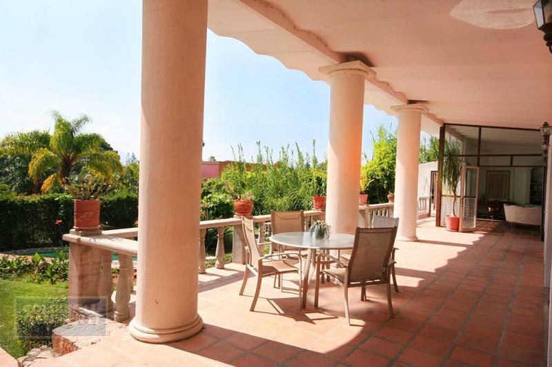 cerrada del arroyo, Chapala, Mexico 45900