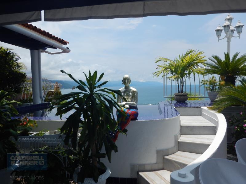 Paseo de los Delphines, Puerto Vallarta, Mexico 48390