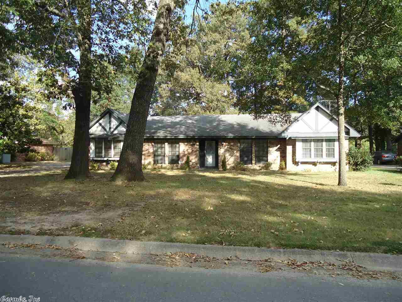 6207 Timber Lake, Pine Bluff, AR 71603