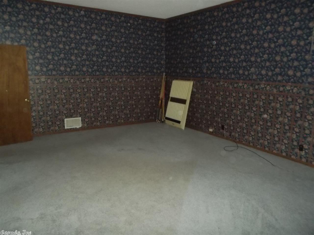 9117 Middle Warren Road, Pine Bluff, AR 71603