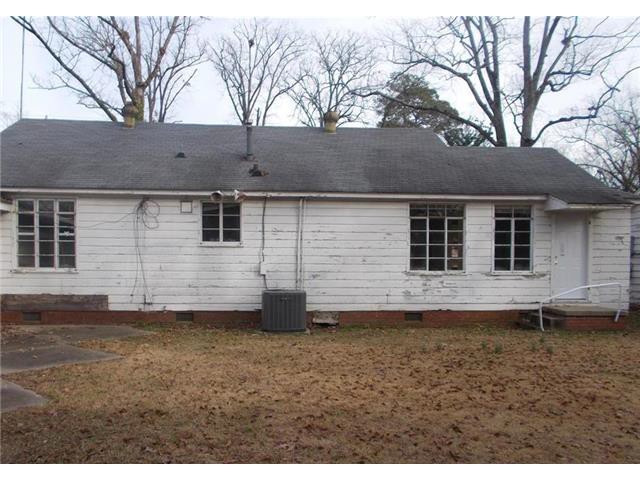 3218 S Cherry StPine Bluff, AR, 71603Jefferson County