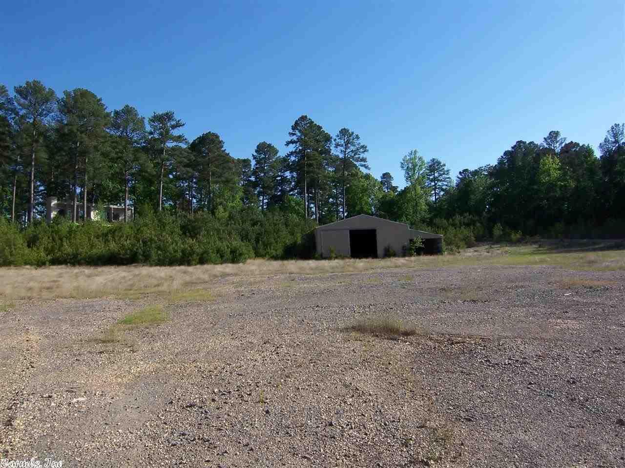 1177 S Highway 425, Monticello, AR 71655