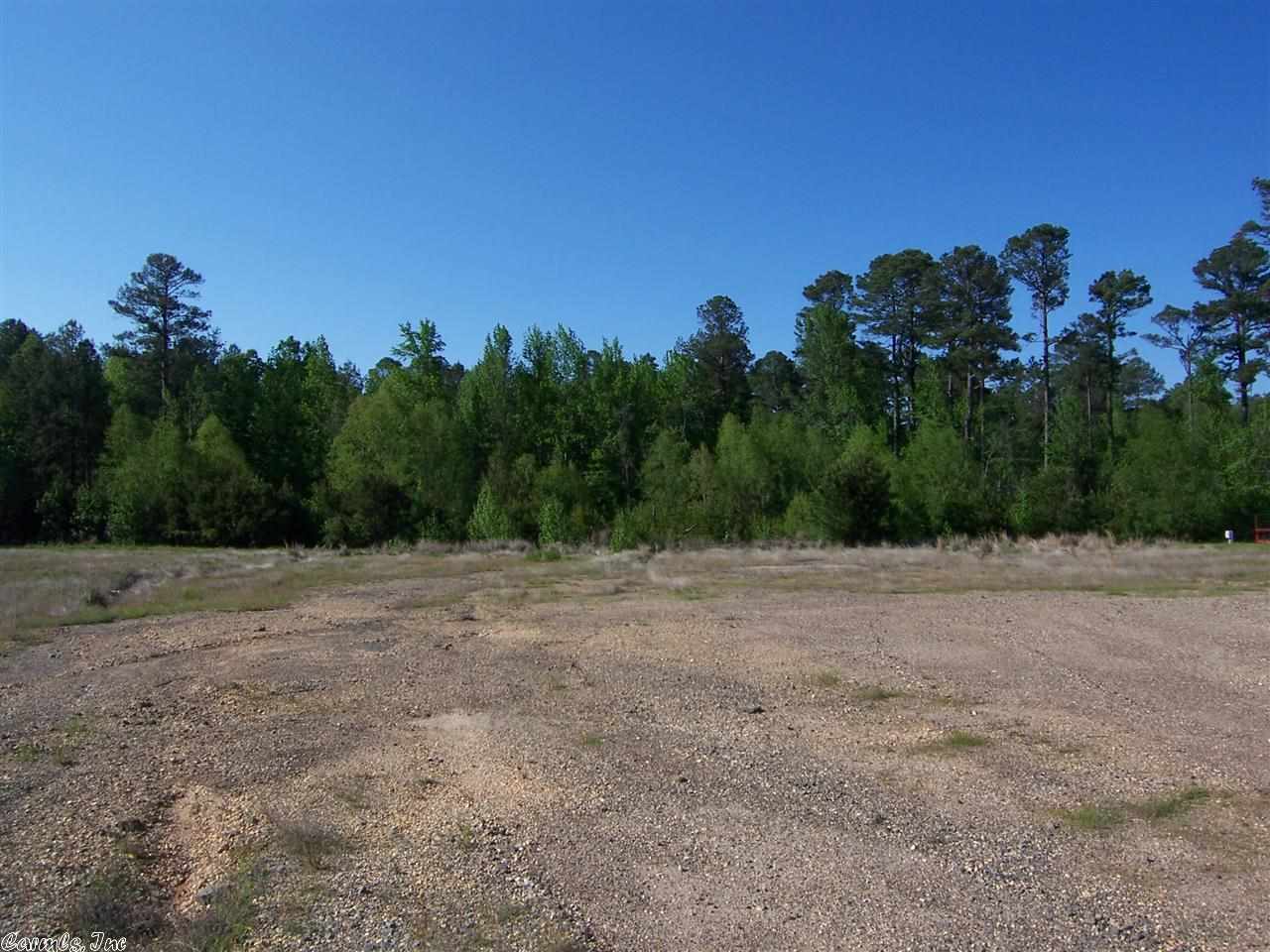 1177 S Highway 425, Monticello, AR 71655