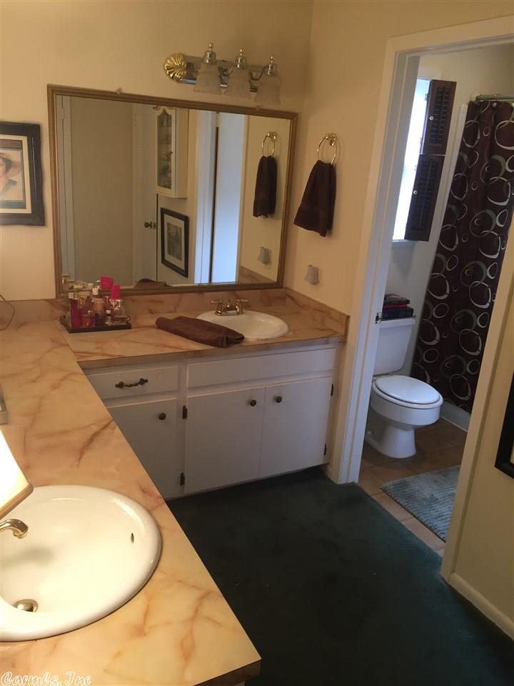 372 CRESTWOOD Drive, Monticello, AR 71655