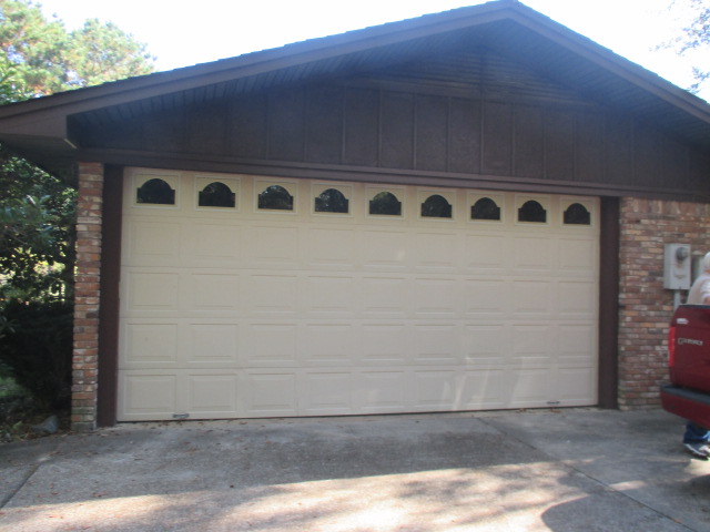 2041 Omega, Camden, AR 71701