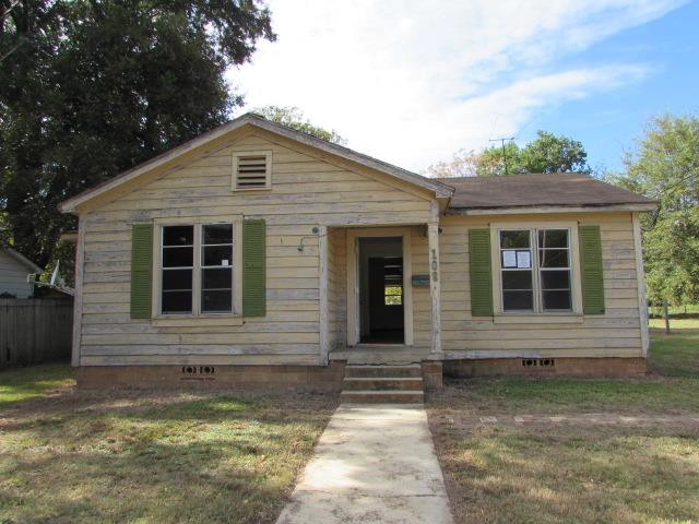 108 S Spruce StHope, AR, 71801Hempstead County
