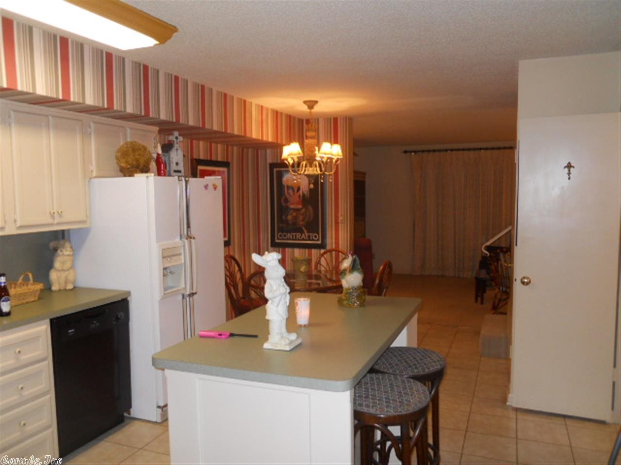 100 Discovery Bay #8, Hot Springs, AR 71901