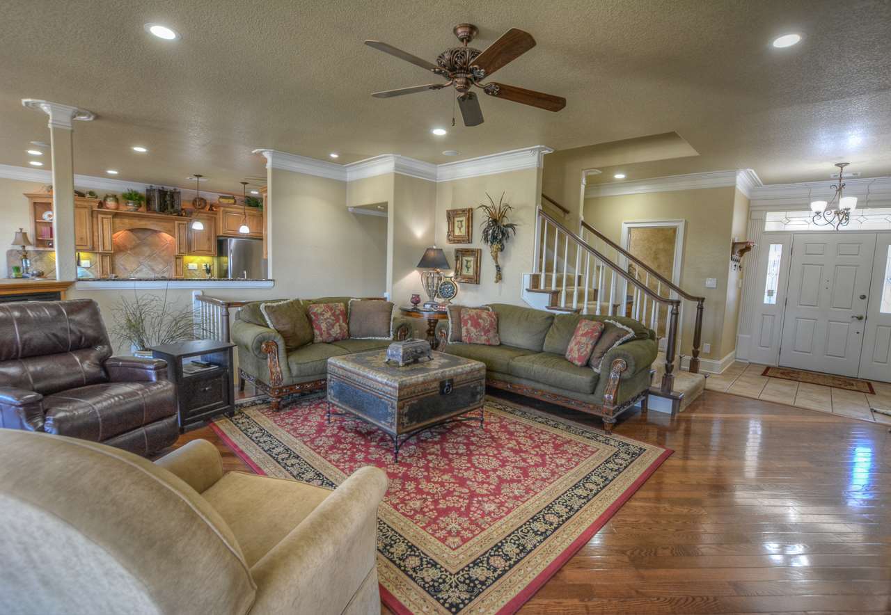 420 BAYSHORE DR, Hot Springs, AR 71901