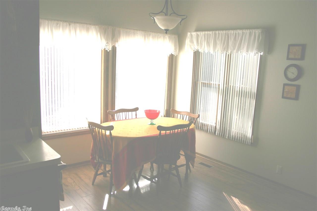 2 Balenciaga Way, Hot Springs Village, AR 71909