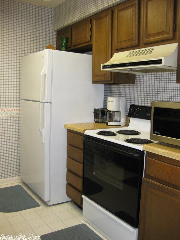 8 Lequita Place, Hot Springs Village, AR 71909