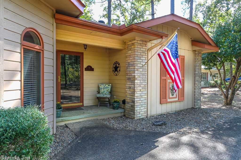 6 Ballesteros Circle, Hot Springs Village, AR 71909