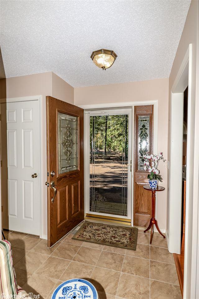 6 Ballesteros Circle, Hot Springs Village, AR 71909